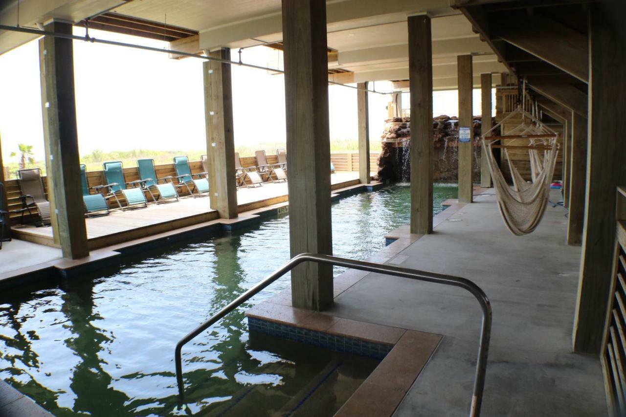 Boardwalk Resort - Crystal Beach Bolivar Peninsula Exterior foto